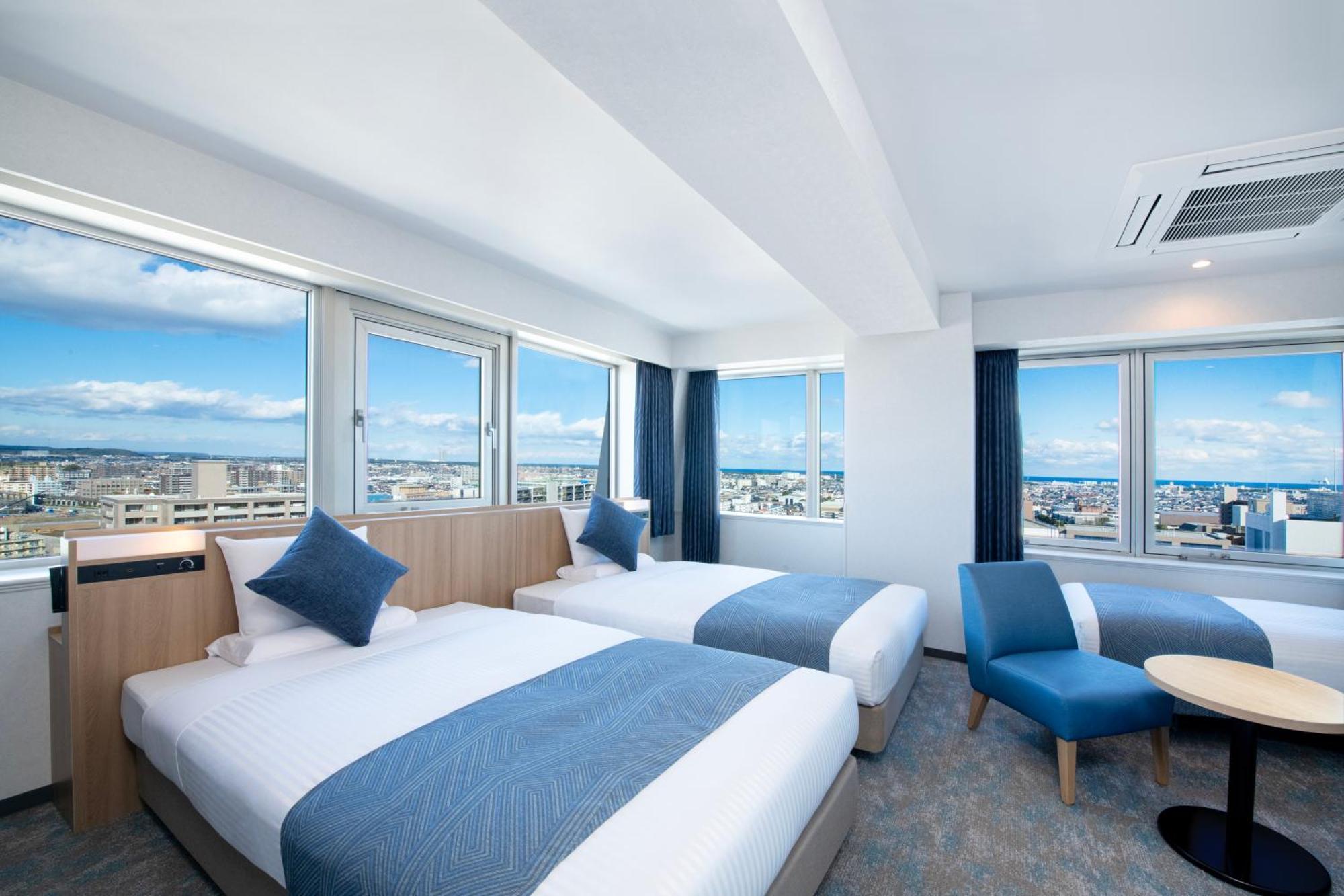 ART HOTEL Miyazaki Sky Tower Zewnętrze zdjęcie